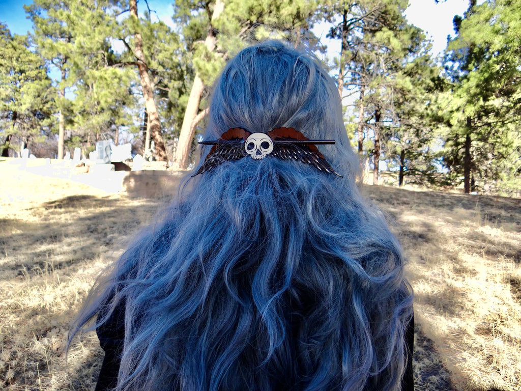 Memento Mori Hair Slide in Black